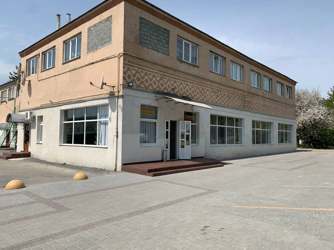 "Sniper" Billiard club and coffee bar image 5