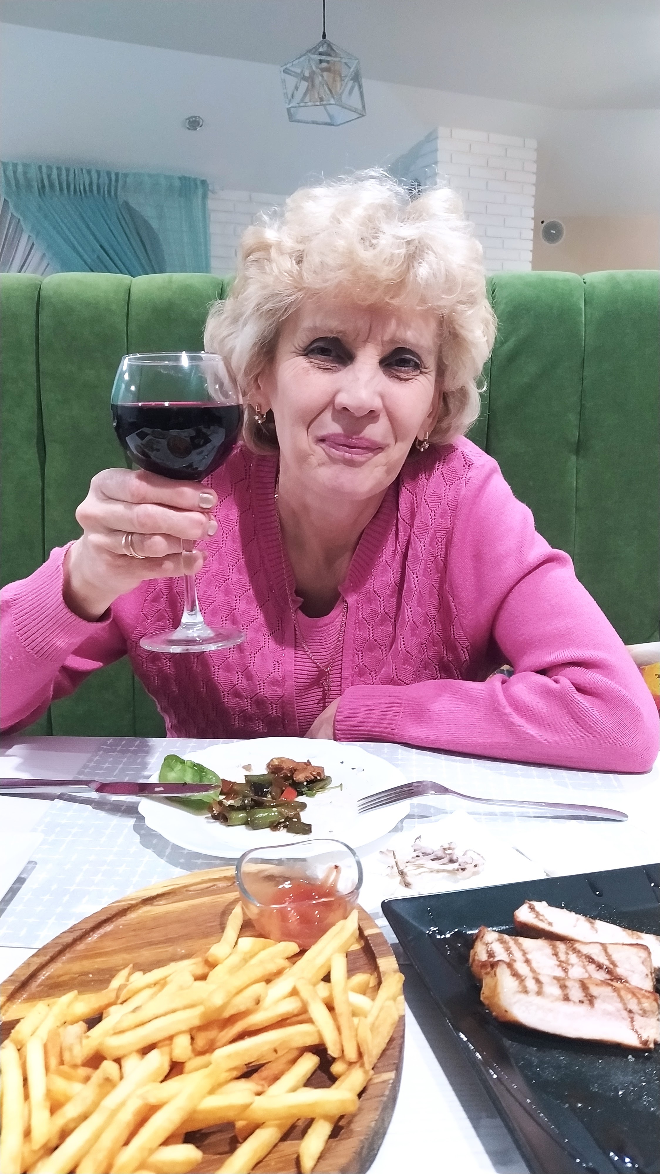 Mansarda Royal cafe image 9