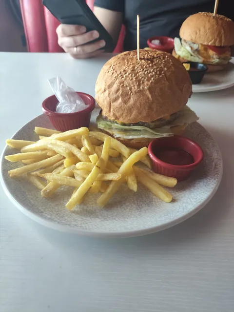 Diner "Meeting Point" image 8