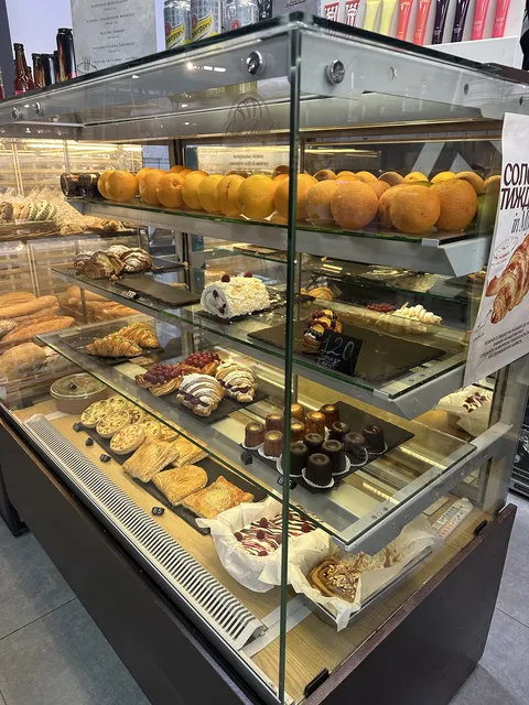 кав'ярня-пекарня Млин/Mlyn Bakery ТЦ "ЦУМ" image 3