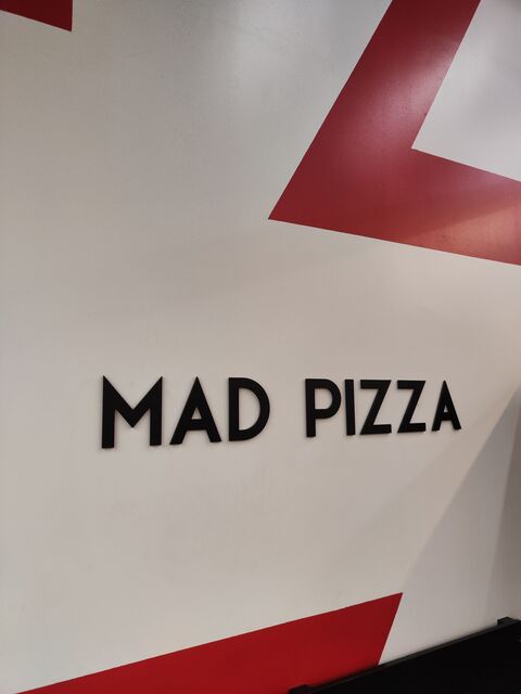 Мед Піца/Mad Pizza ЦУМ image 8
