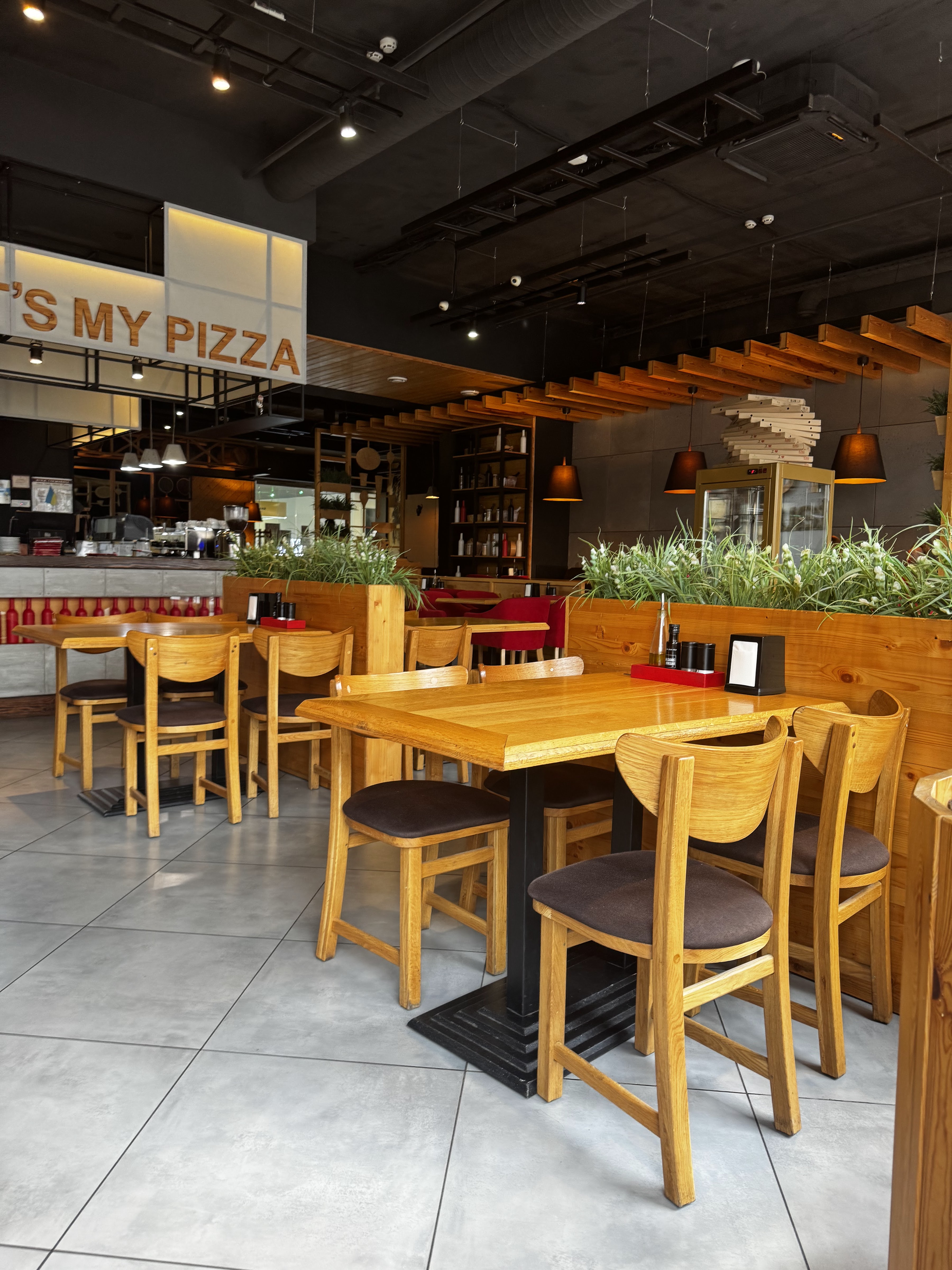 New York Street Pizza image 3