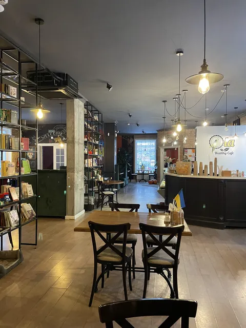 Ola Healthy Cafe image 1