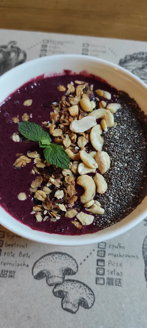 Ola Healthy Cafe image 8