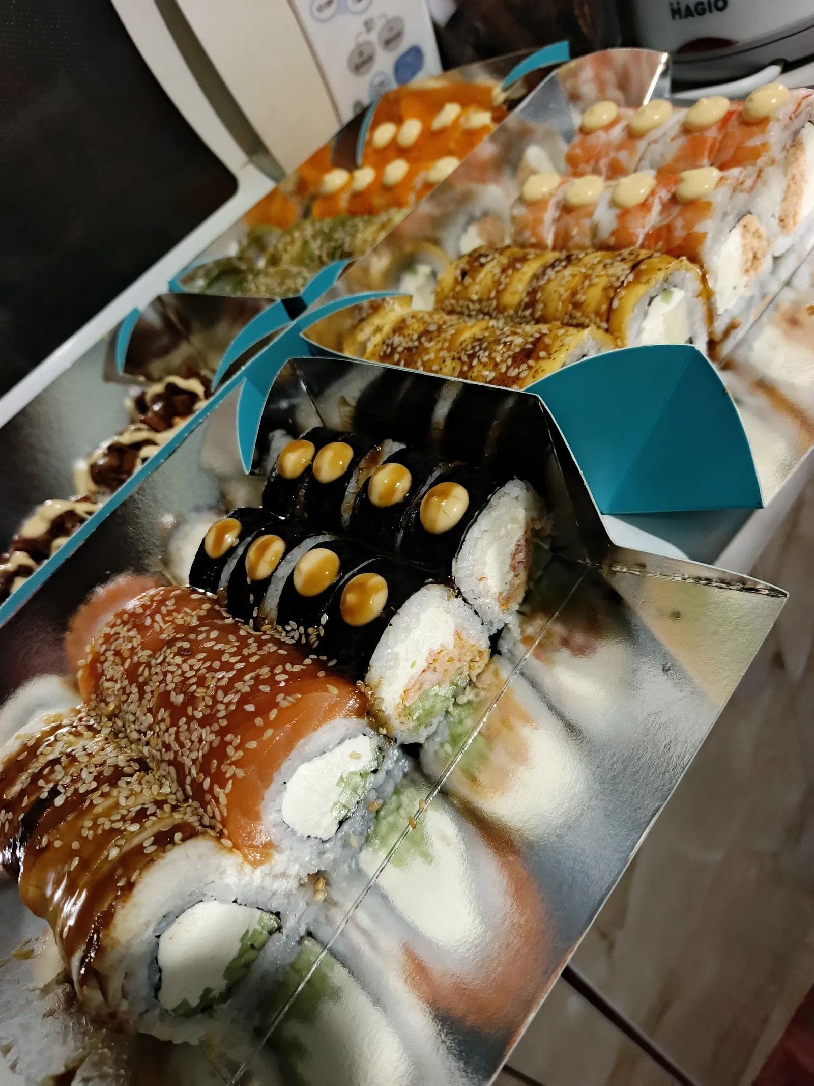 Bilʹshe Ryby - Dostavka Sushi Khmelnytskyi image 6
