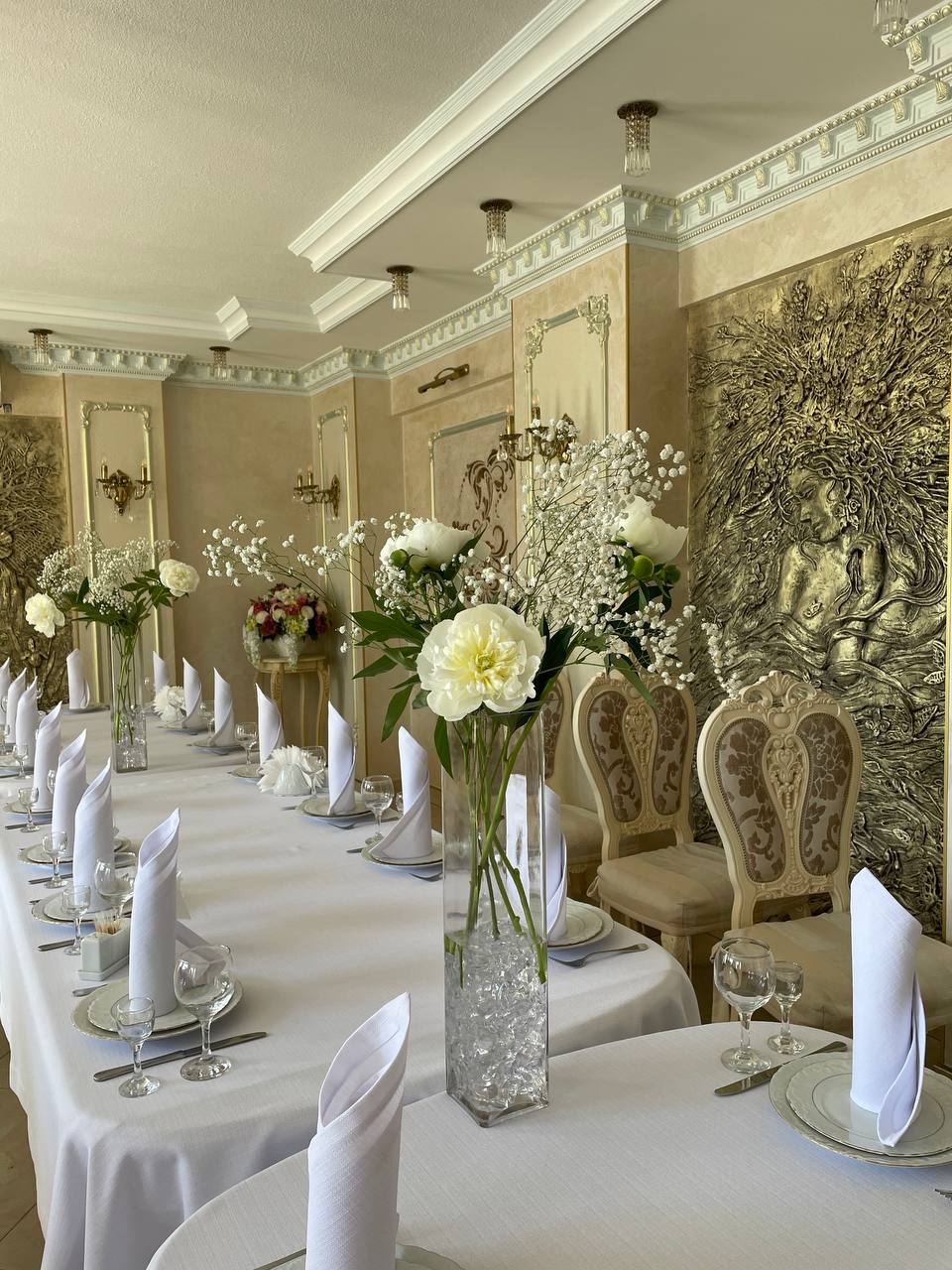 Hunter's hut image 8