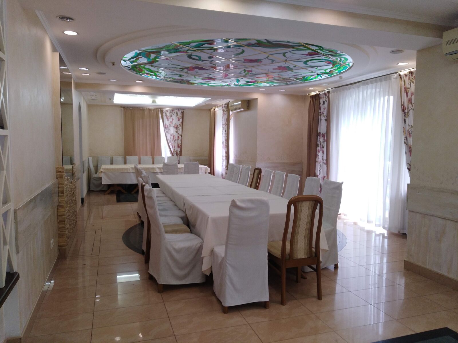 Lordly estate image 7