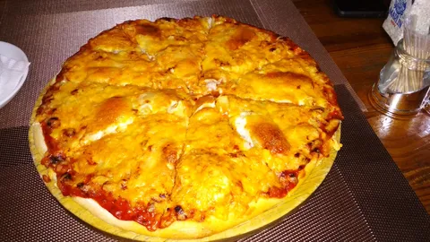 "Travel" Pizzeria image 4