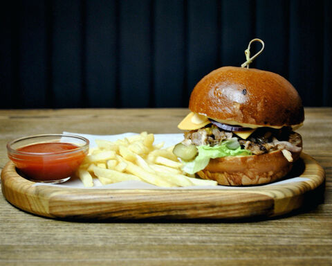 KEGLER pub & grill image 6