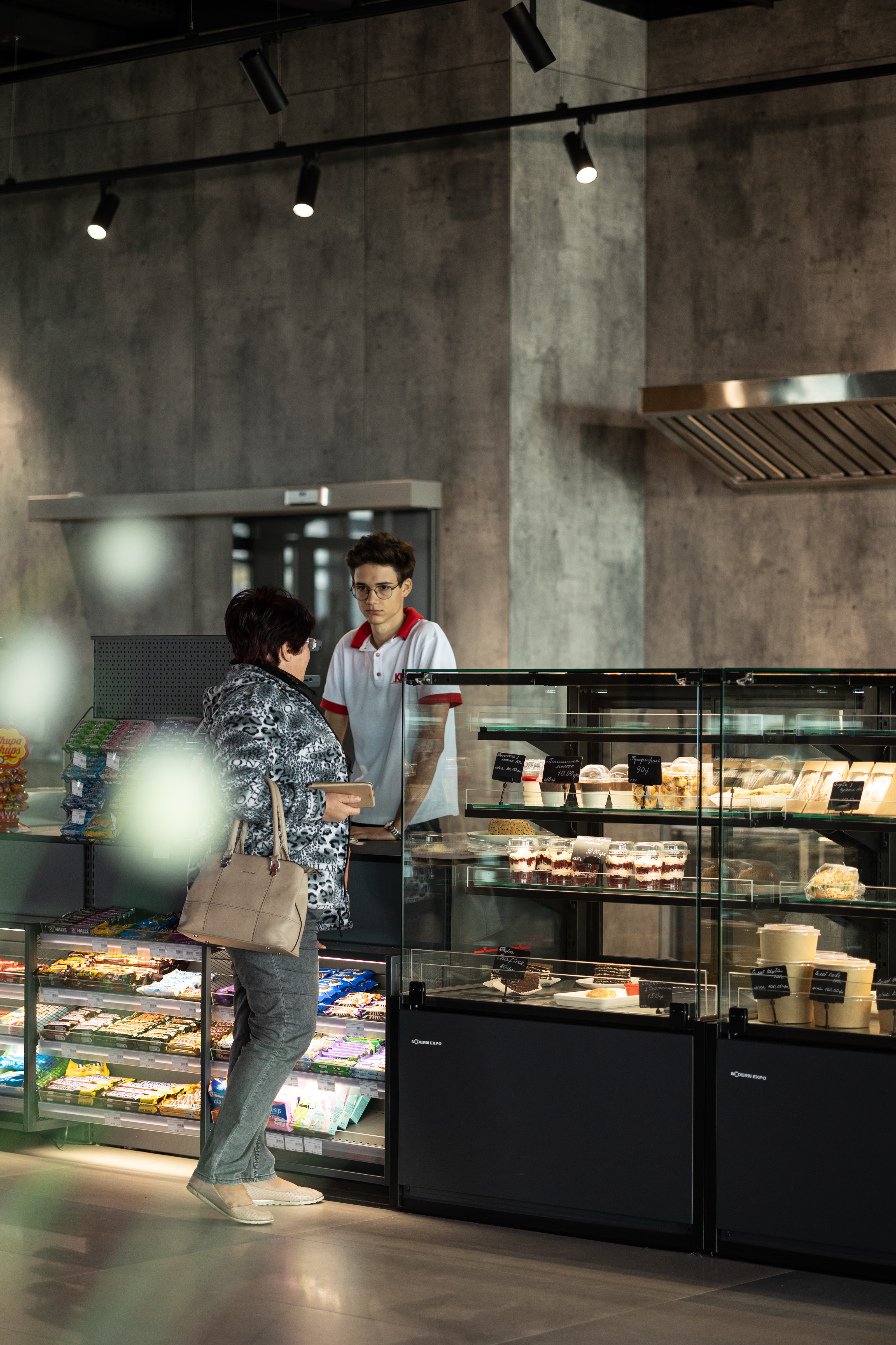 Смачна зупинка KLR Bus image 1