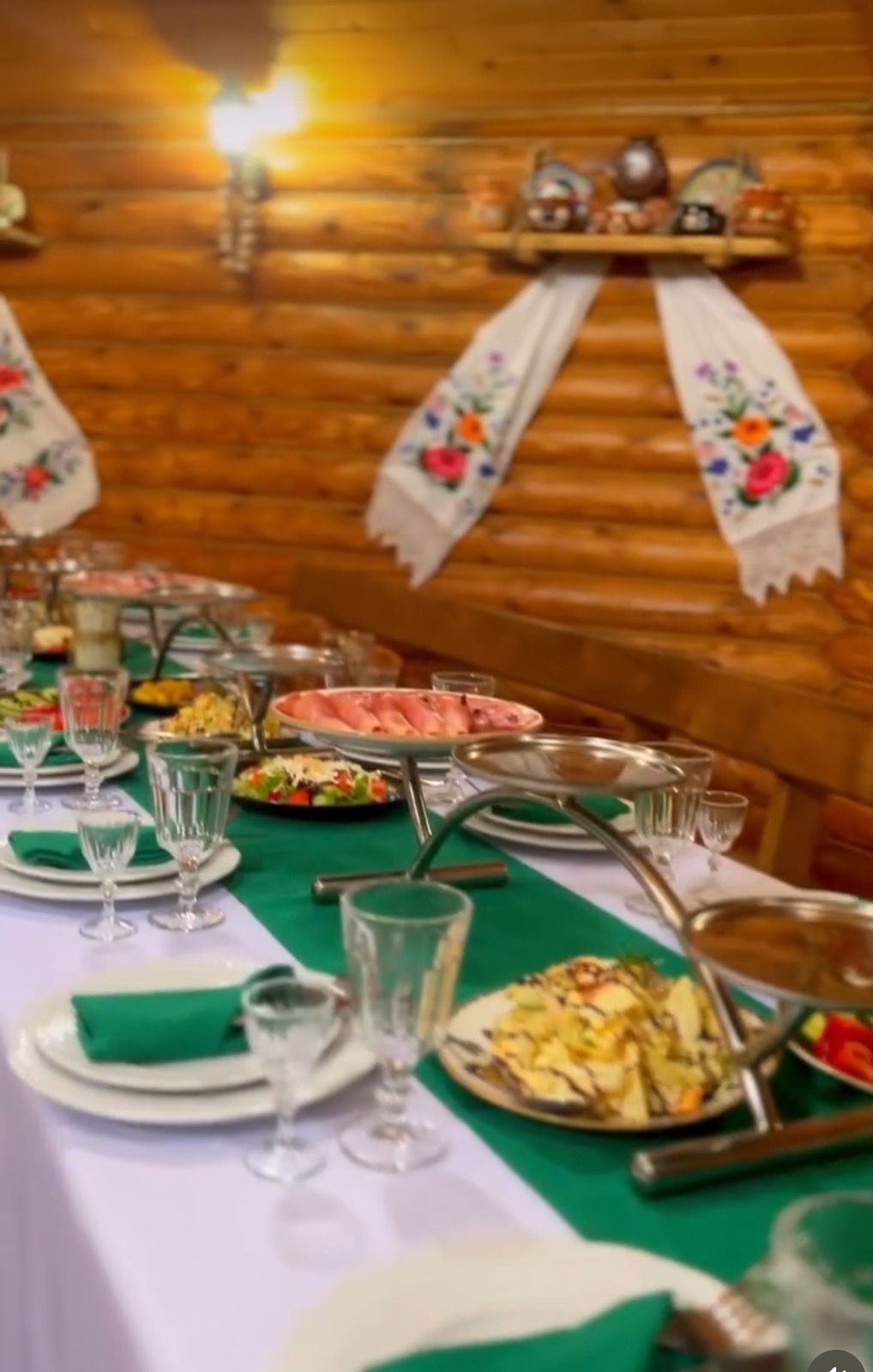 Restoran Ukrayinsʹkoyi Kukhni "Kolyba" image 10