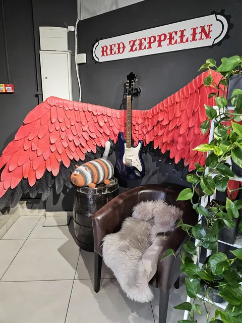 Red Zeppelin image 6