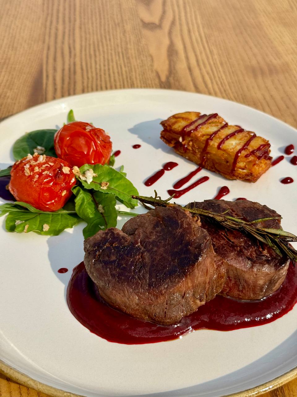 NUMO САД сімейний ресторан image 9