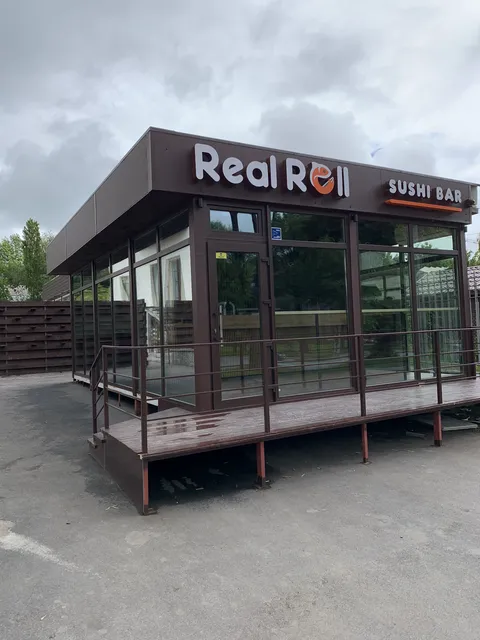 Real Roll - sushi and pizza image 1