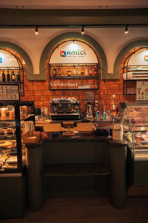 Amici image 1