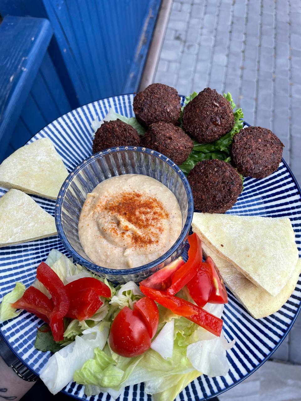 STEFANOS • Піта | Сувлакі | Фалафель | Гірос • Greek Bistro image 3