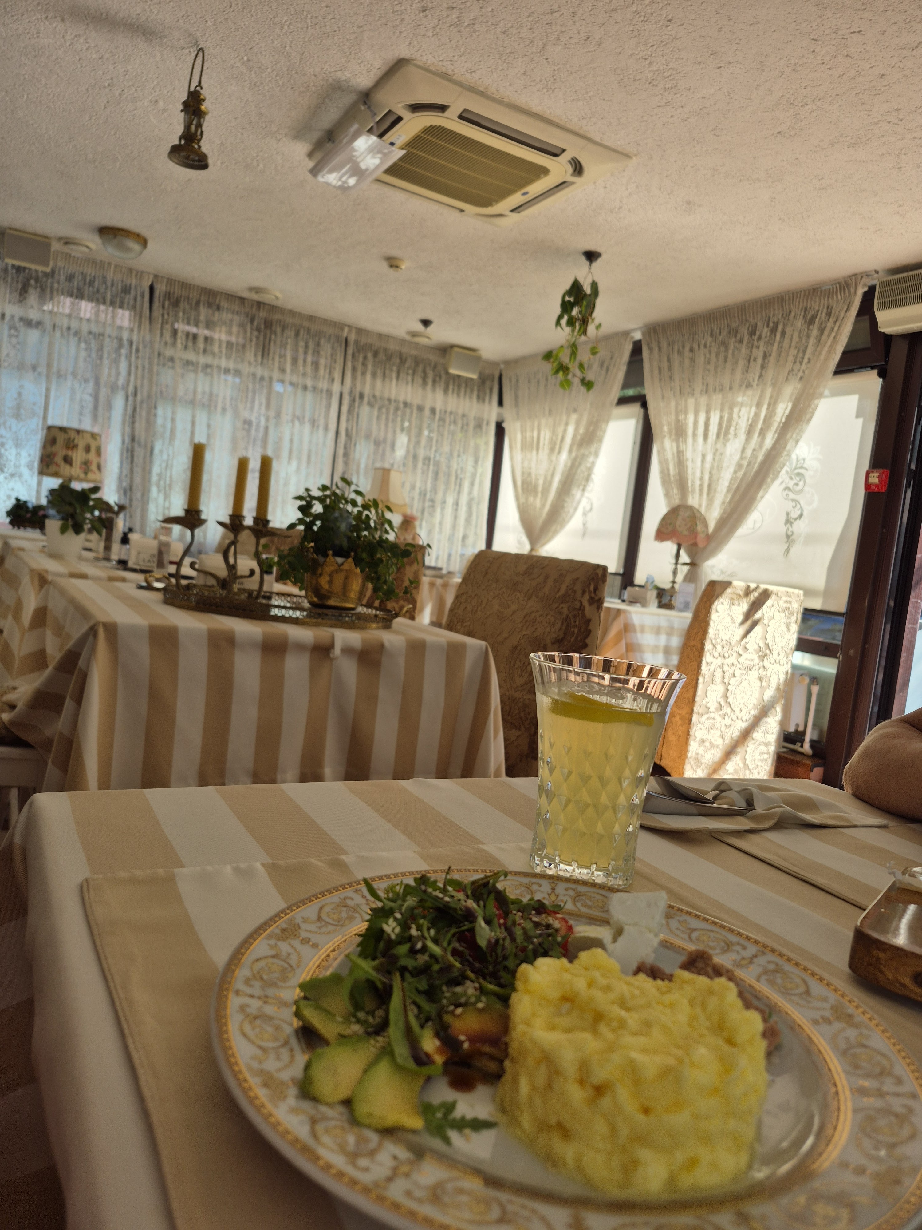 Лавінія image 8