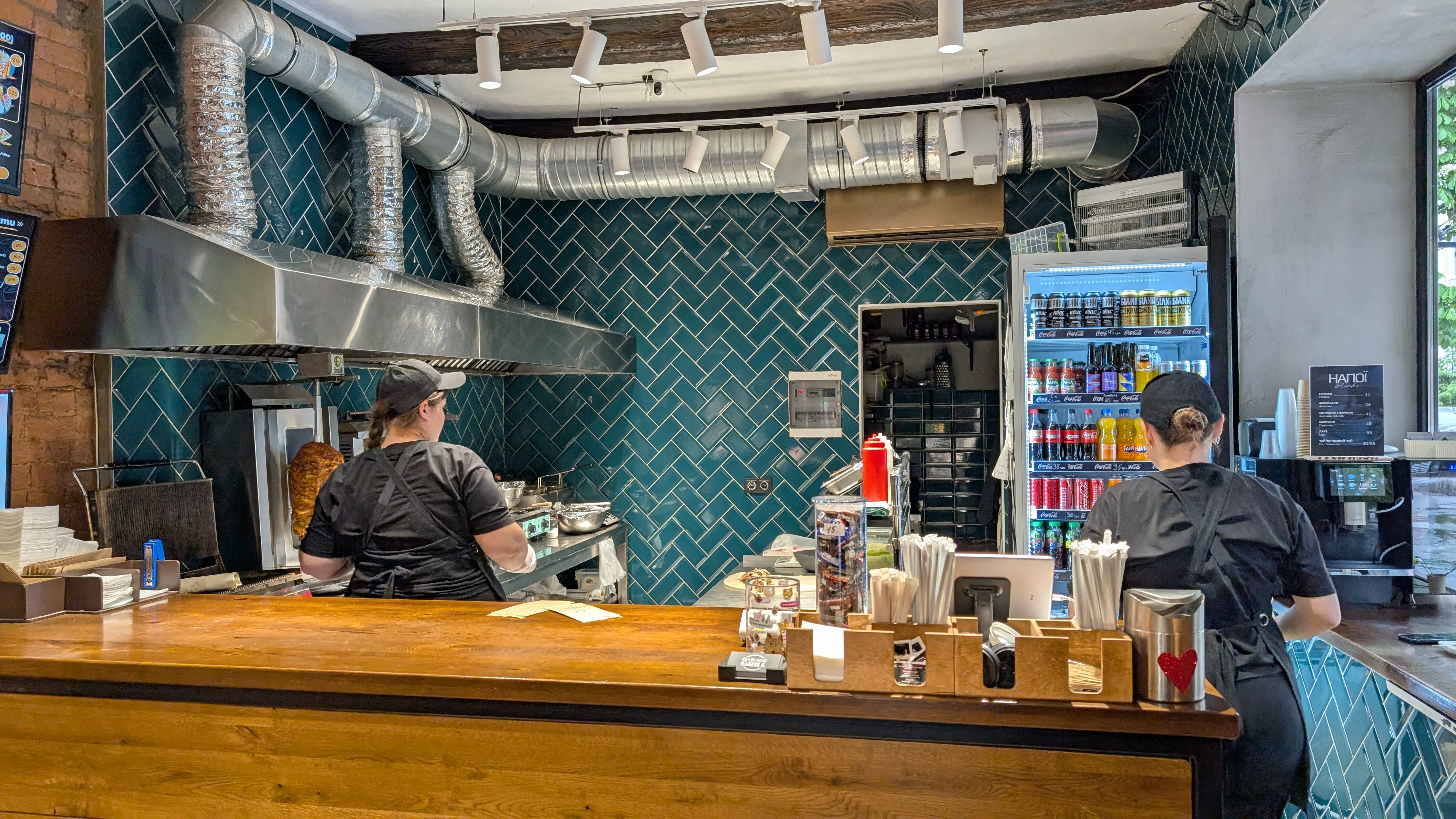 Garage Grill image 6