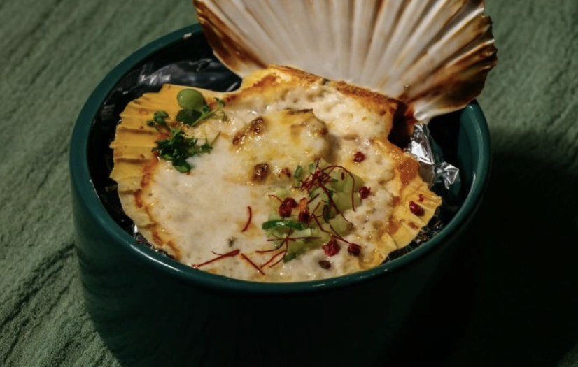 Lolla Gastro Place image 7