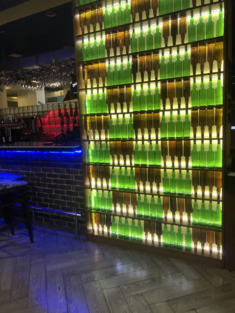 American Bar&Grill image 8