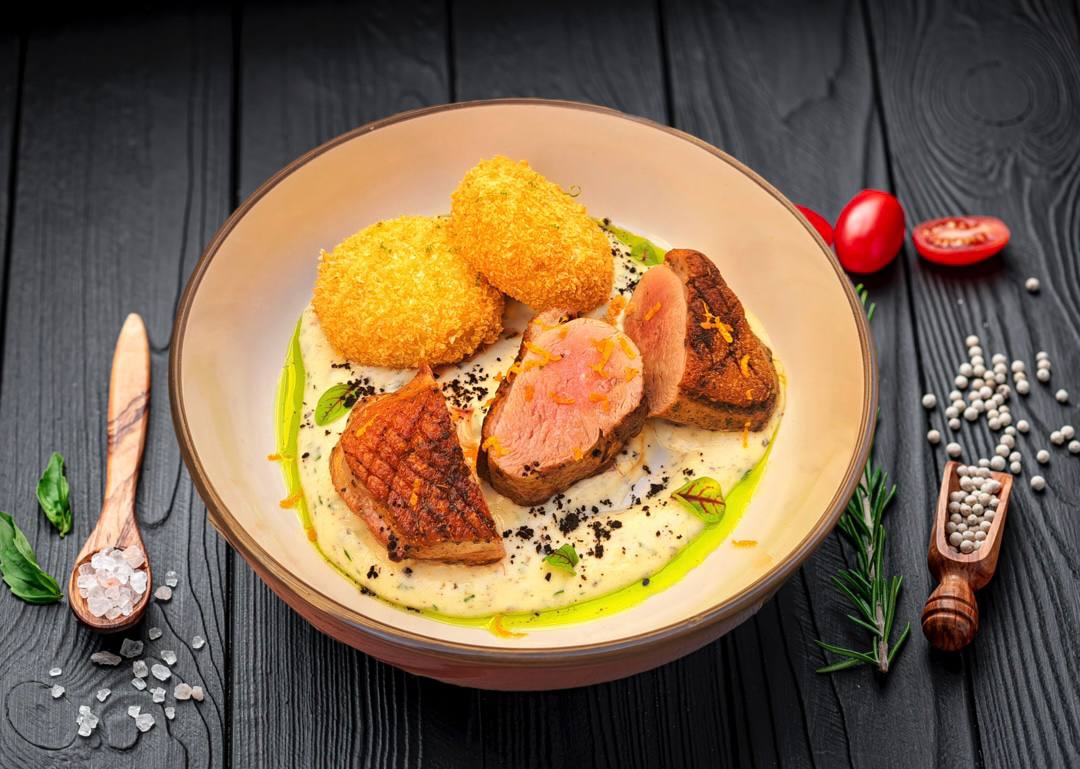 Biblioteka resto•bar на Замостянській 31 image 8