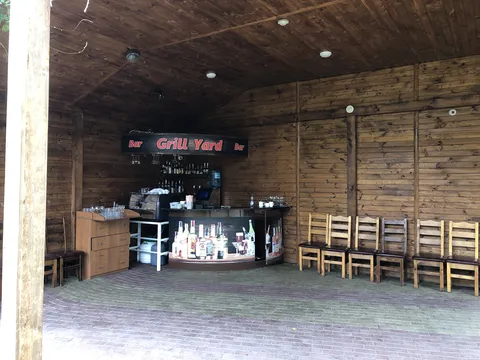 Grill Yard image 6