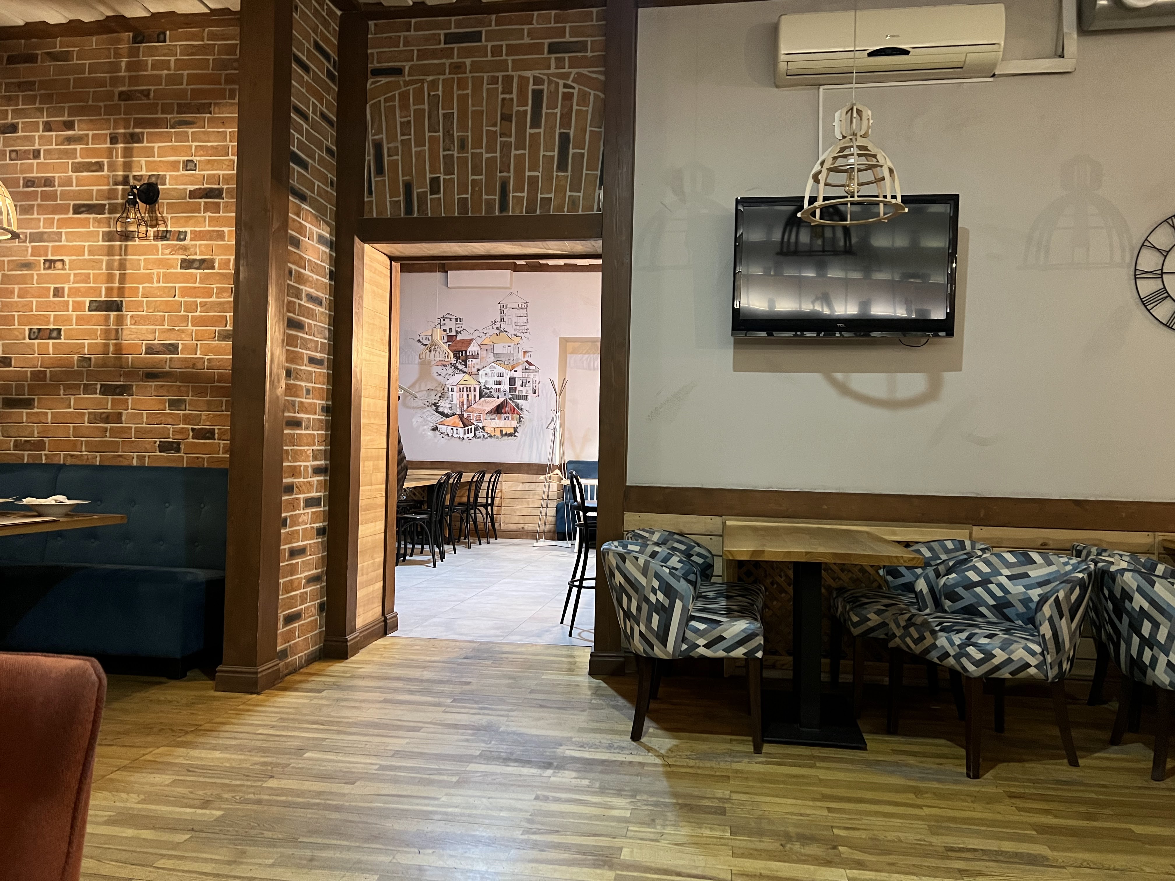 La Famiglia Felice image 3