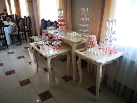 The restaurant "Versailles" image 8