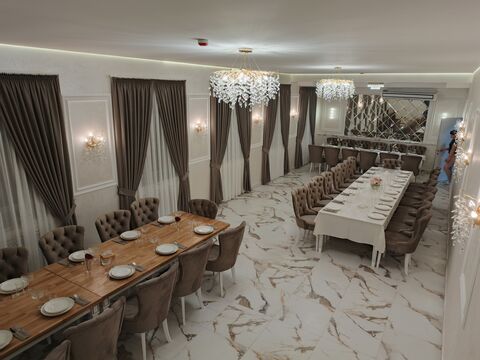 GRAND CAFE image 7