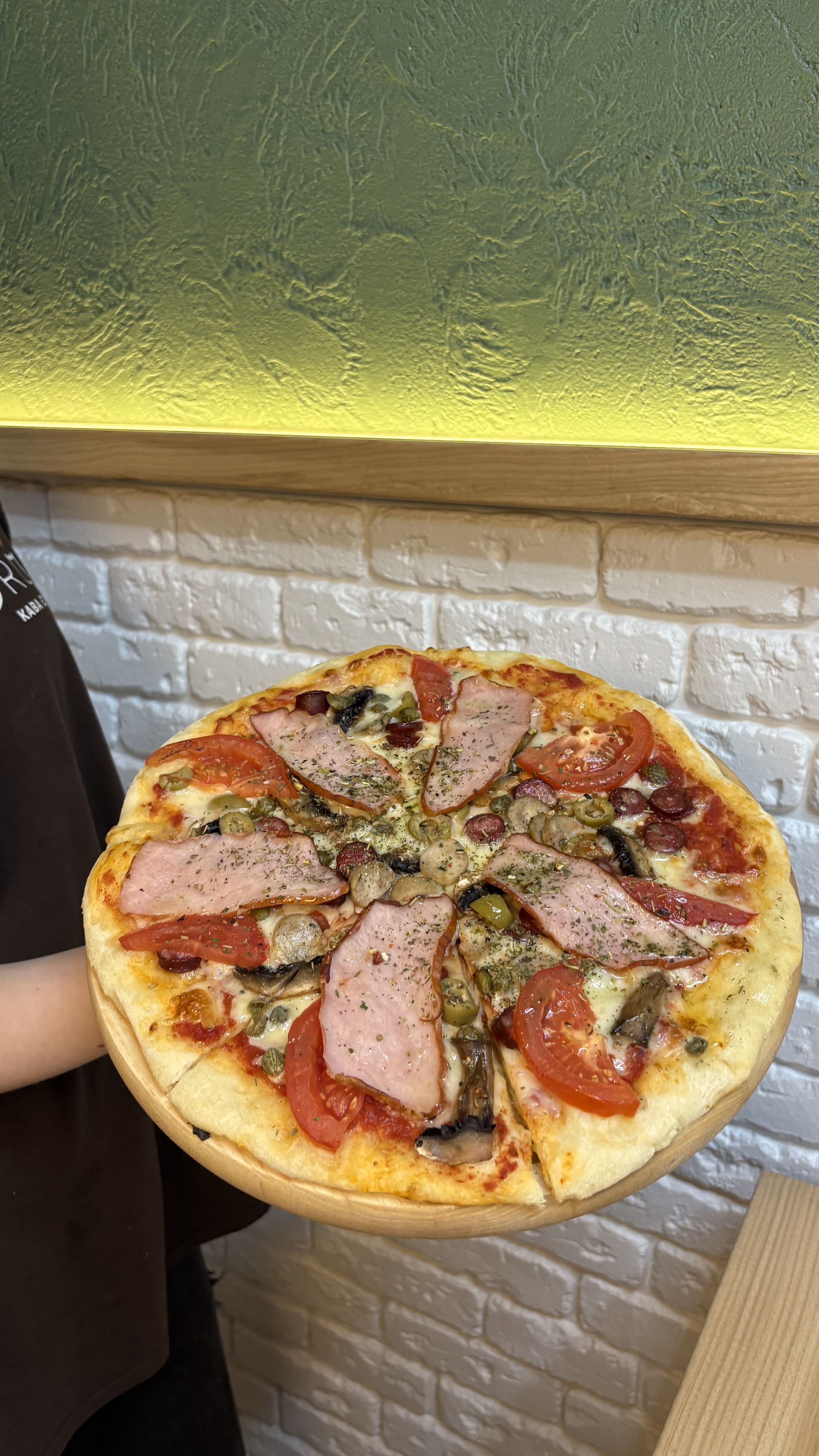 Ресторан «Dru3i» | «Друзі» image 2