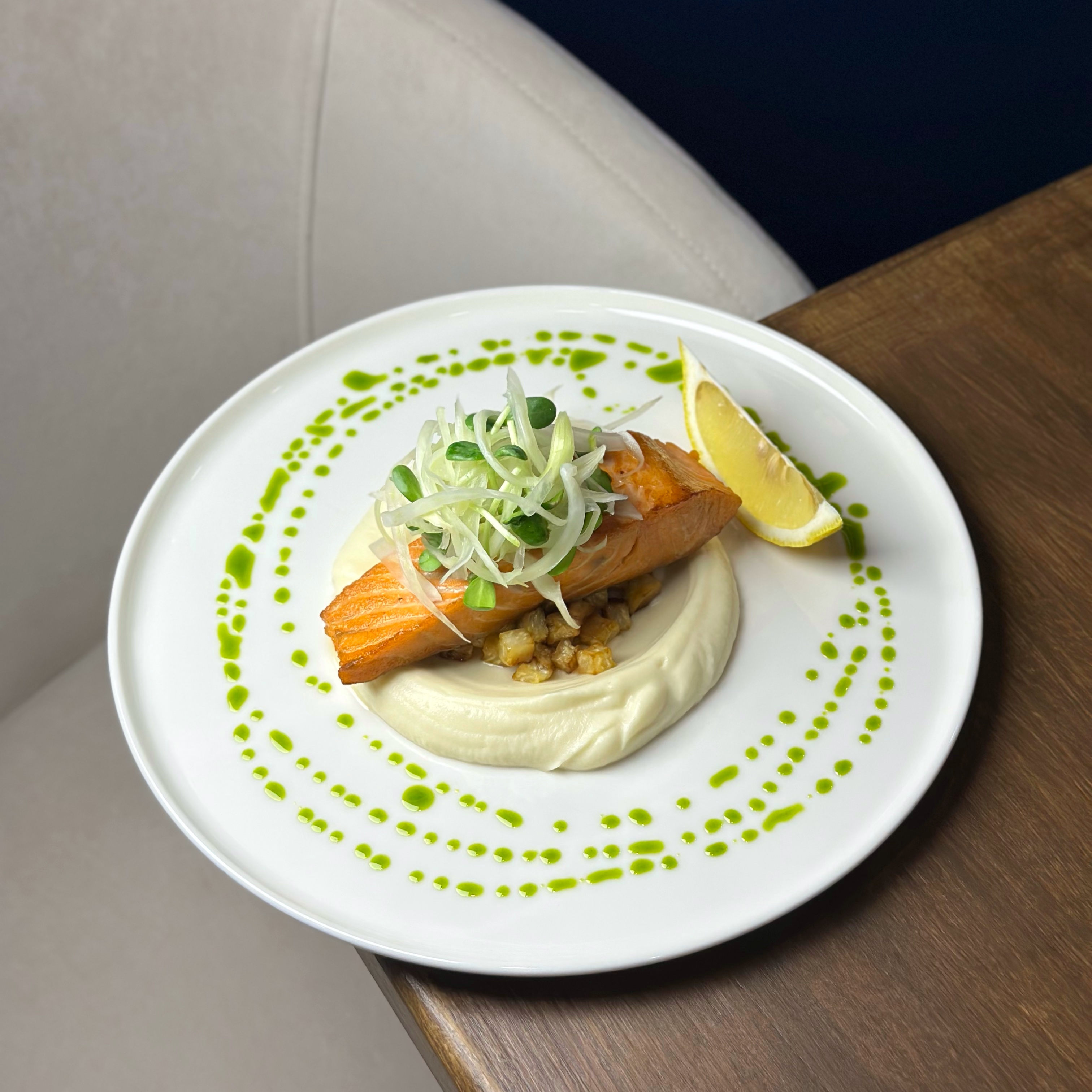 Duna lounge bar image 3