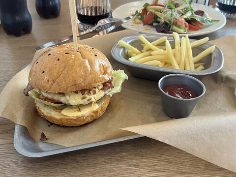 Burger Bar image 4