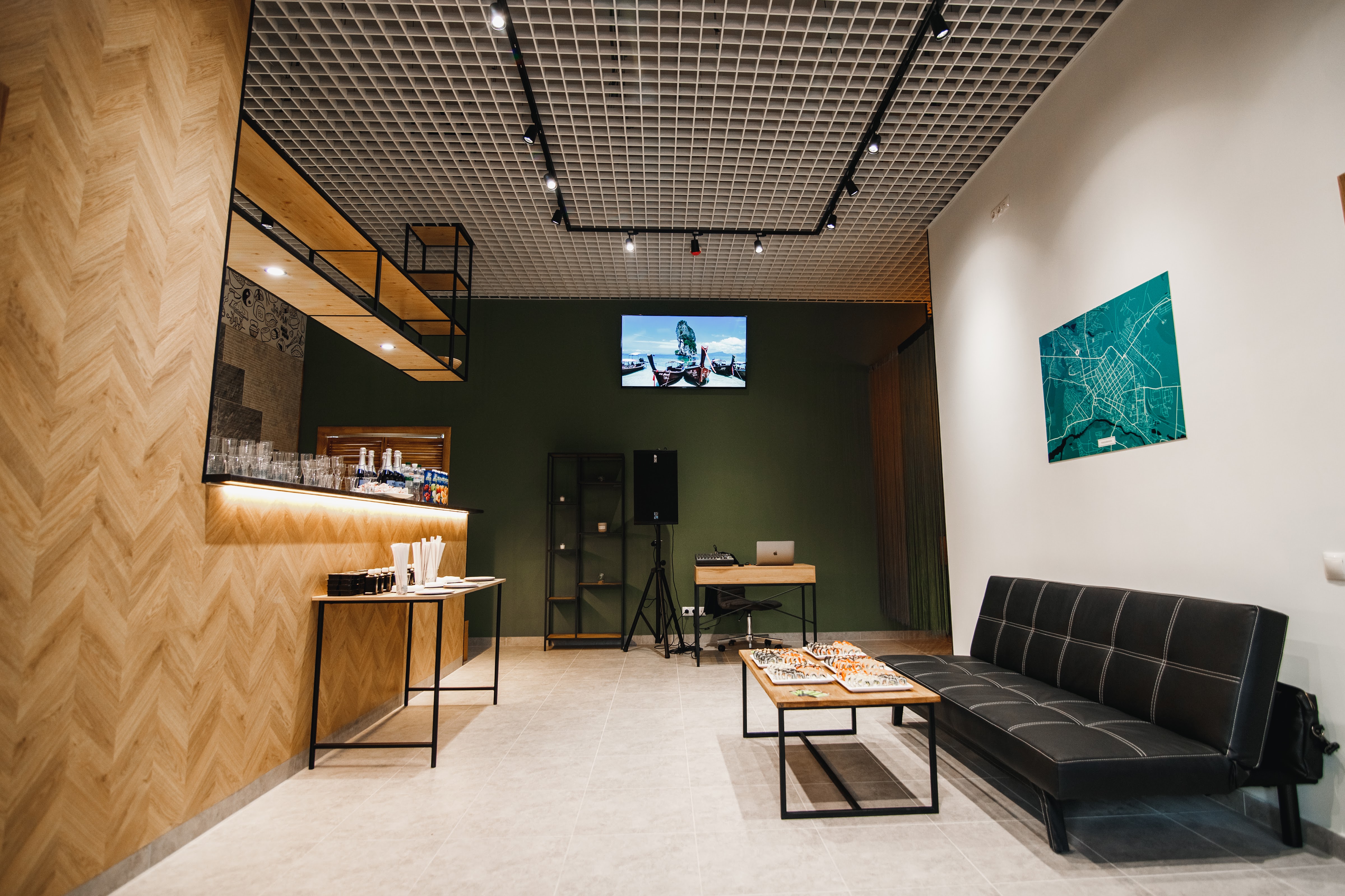 Panda Banda Sushi & Pizza image 7