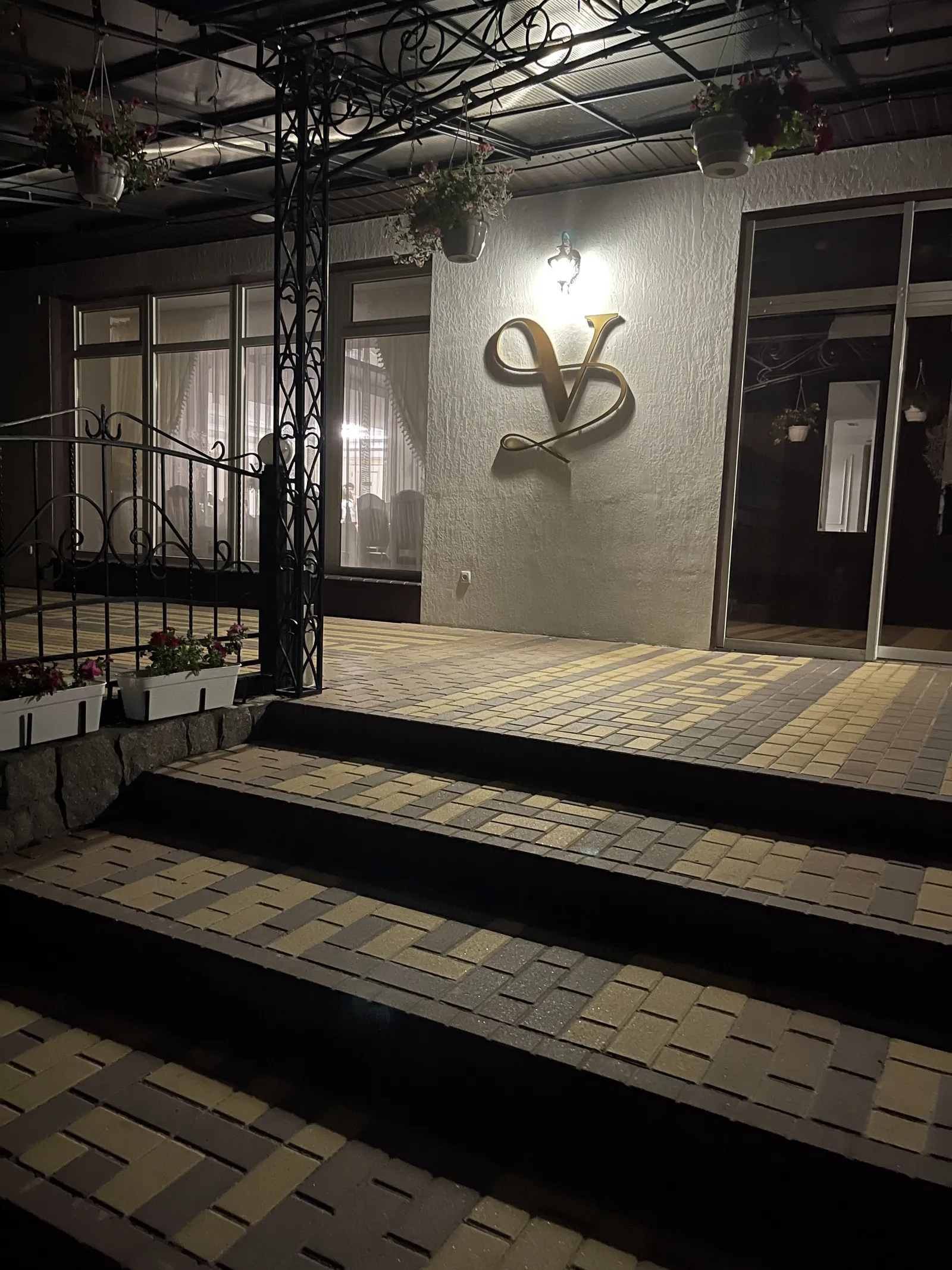 Ресторан Viktoria image 10