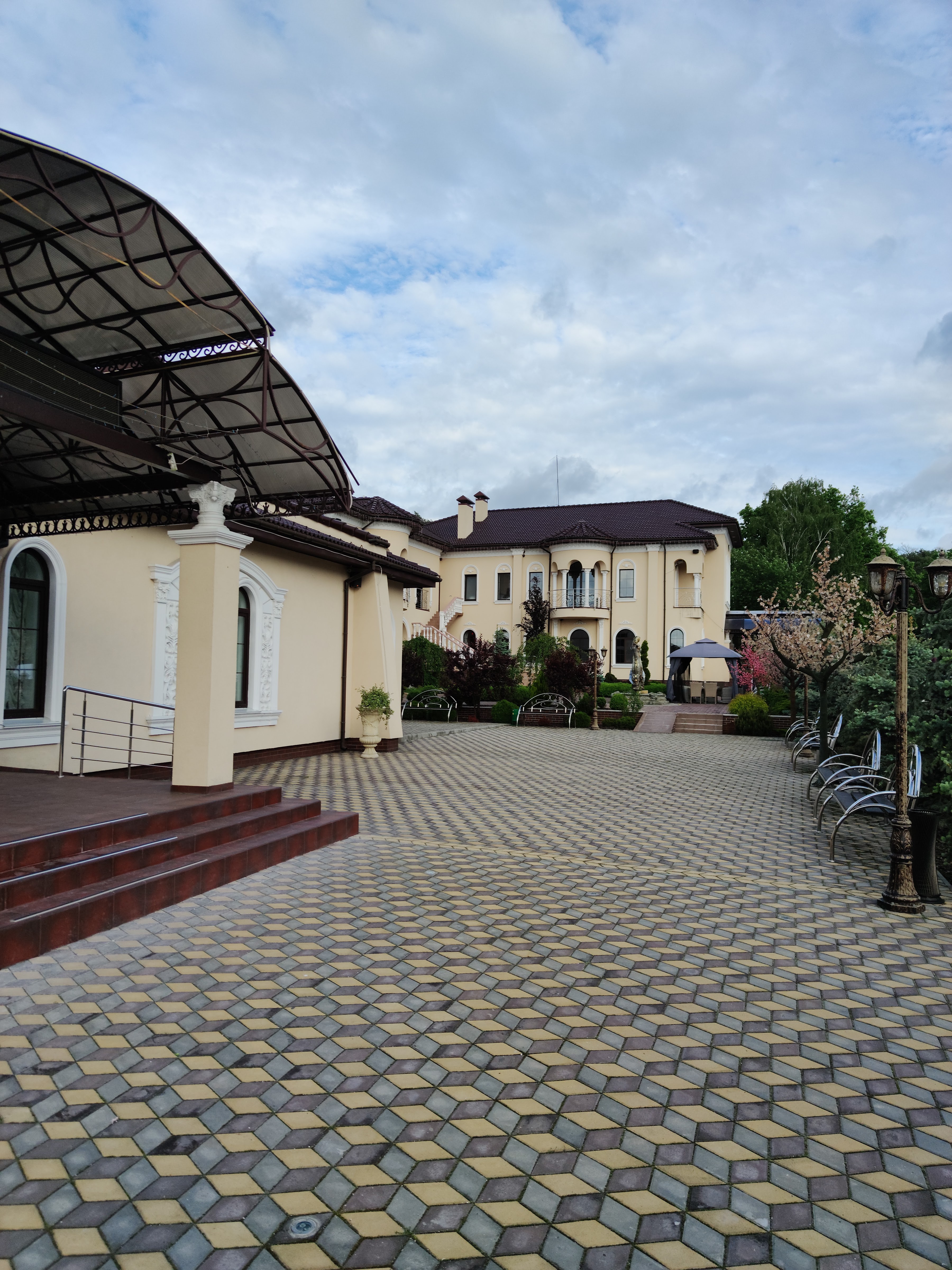 Tonio image 7
