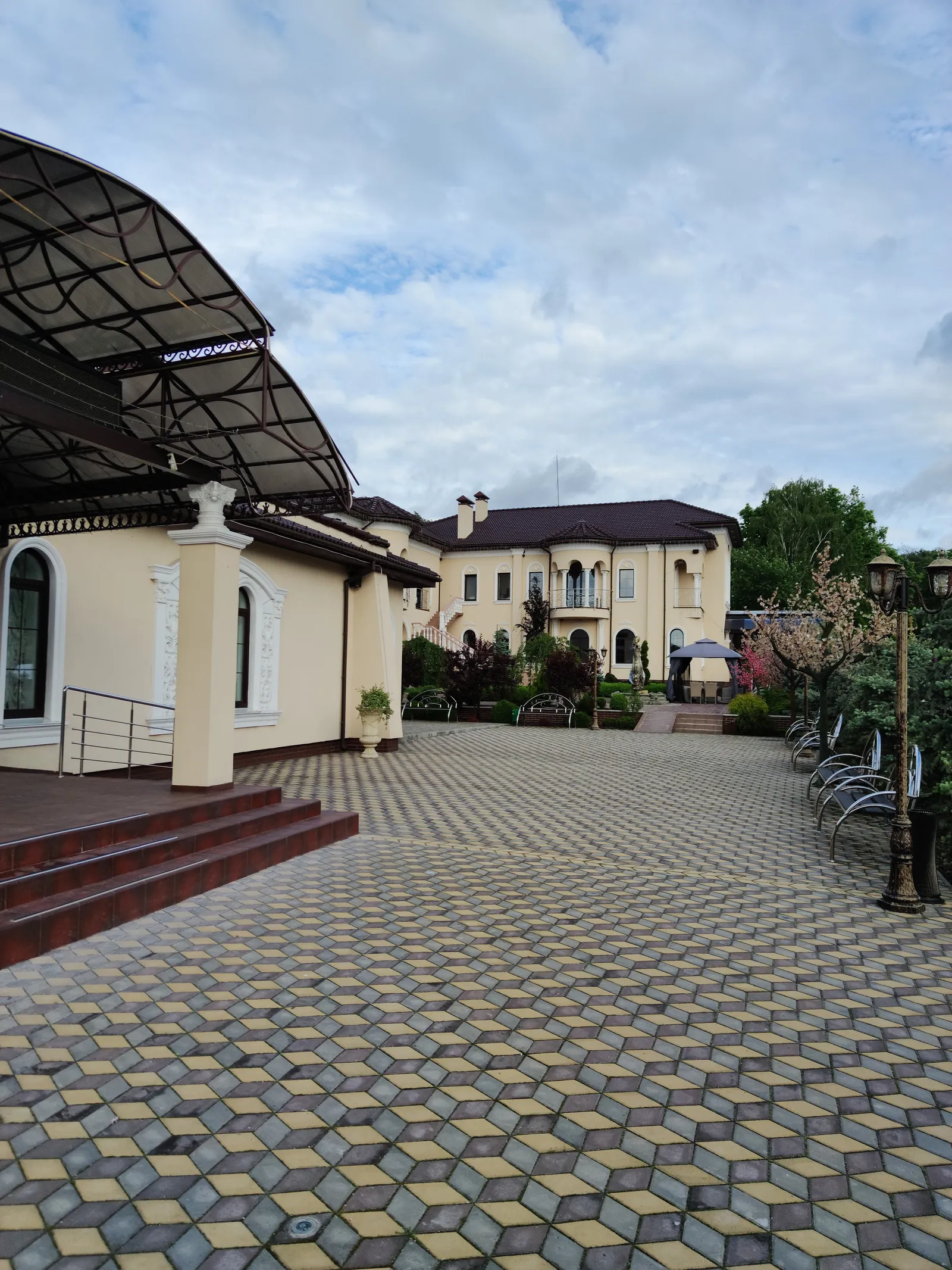 Tonio image 7