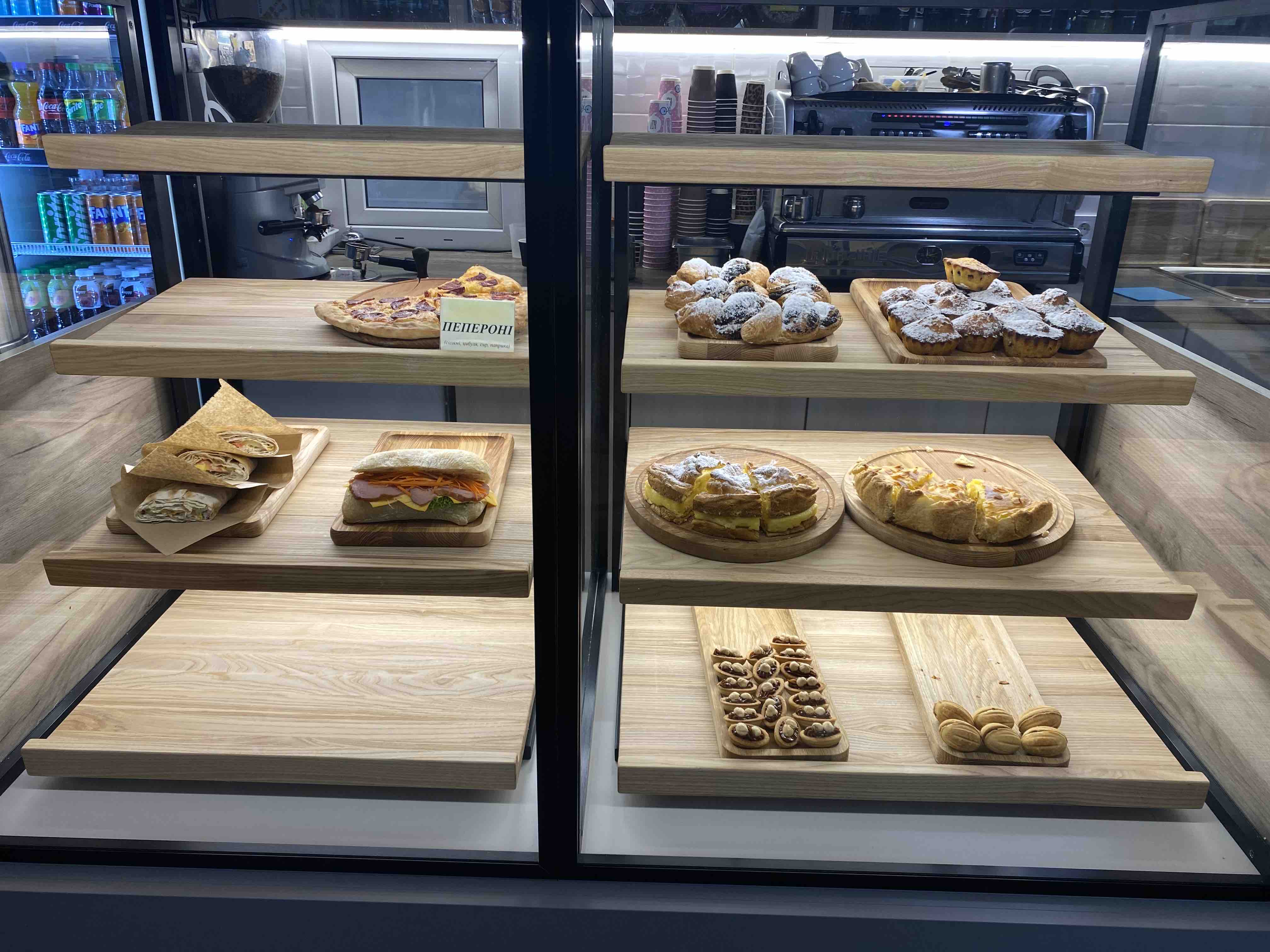 Kav'yarnya Tochka Zvenyhorodka image 1