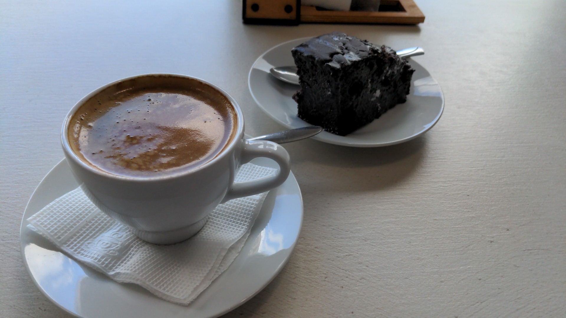 Kav'yarnya Tochka Zvenyhorodka image 5