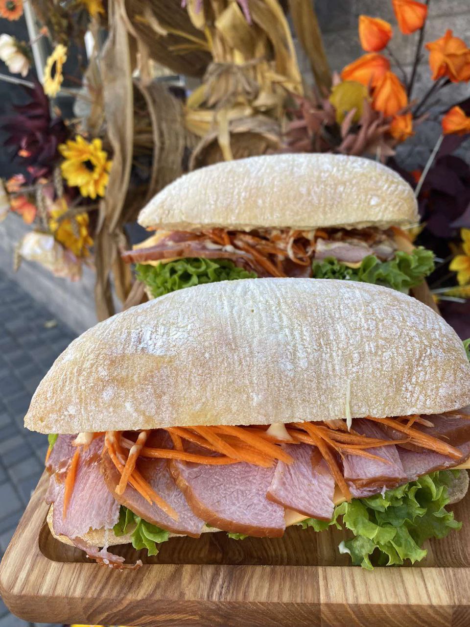 Kav'yarnya Tochka Zvenyhorodka image 7