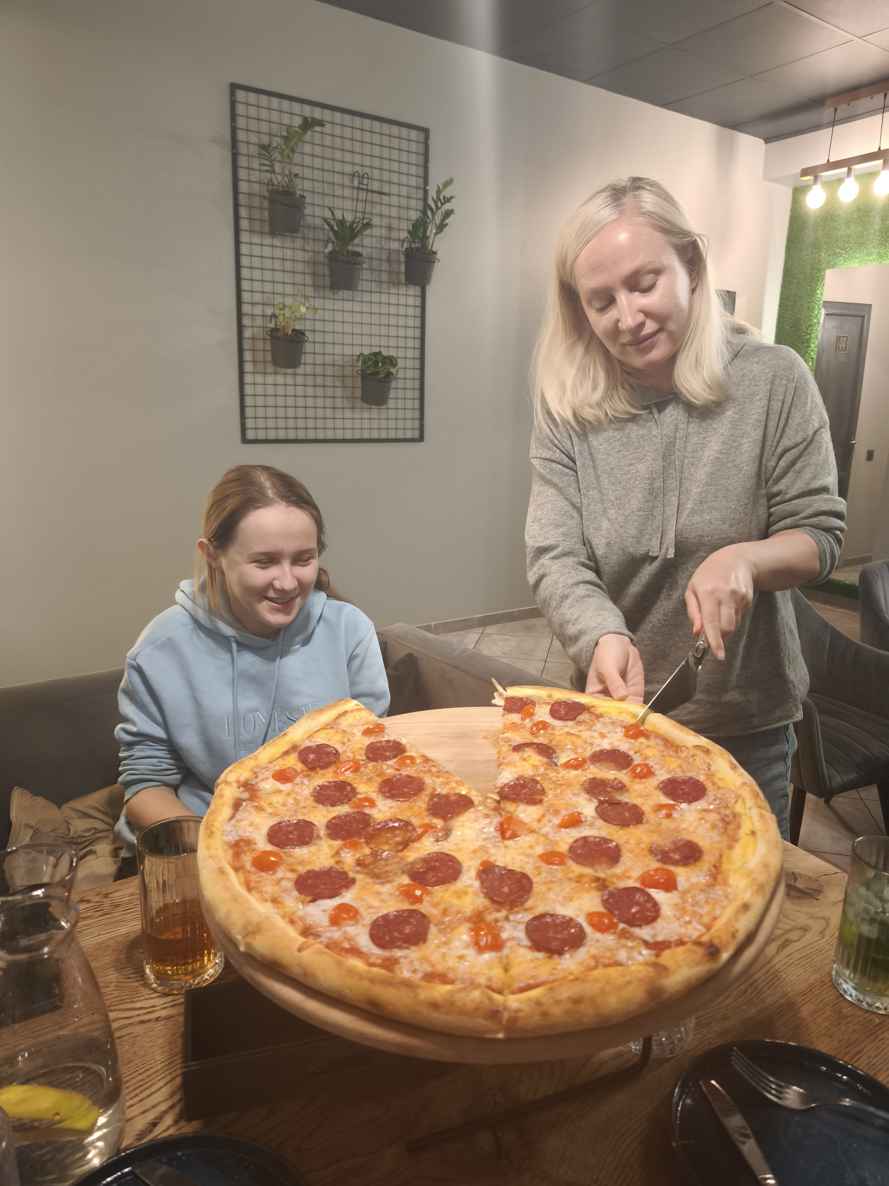 Lounge bar VIBE image 3