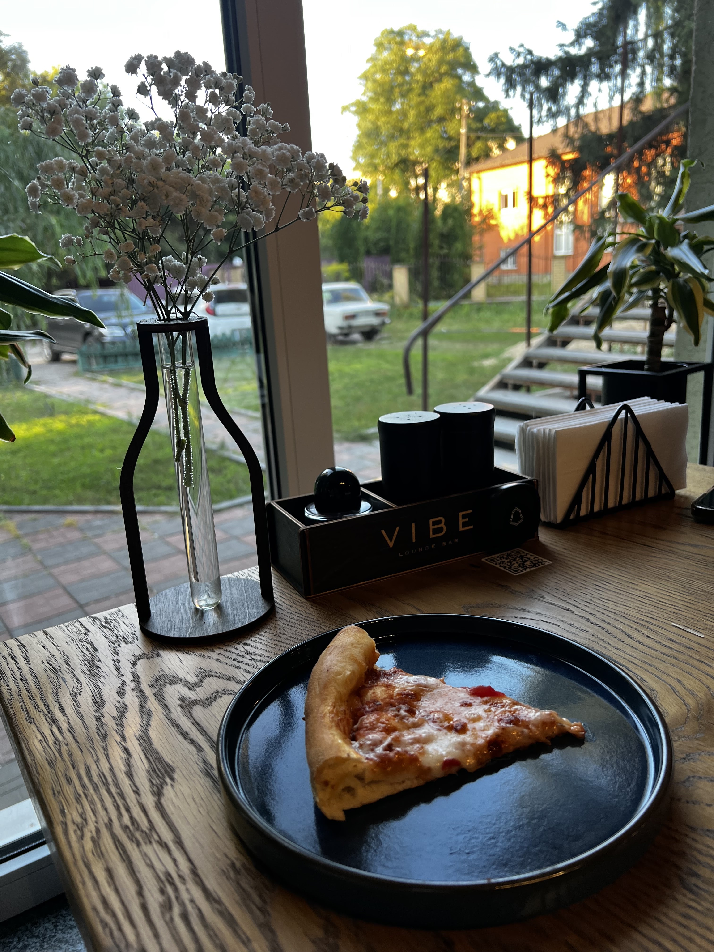 Lounge bar VIBE image 4