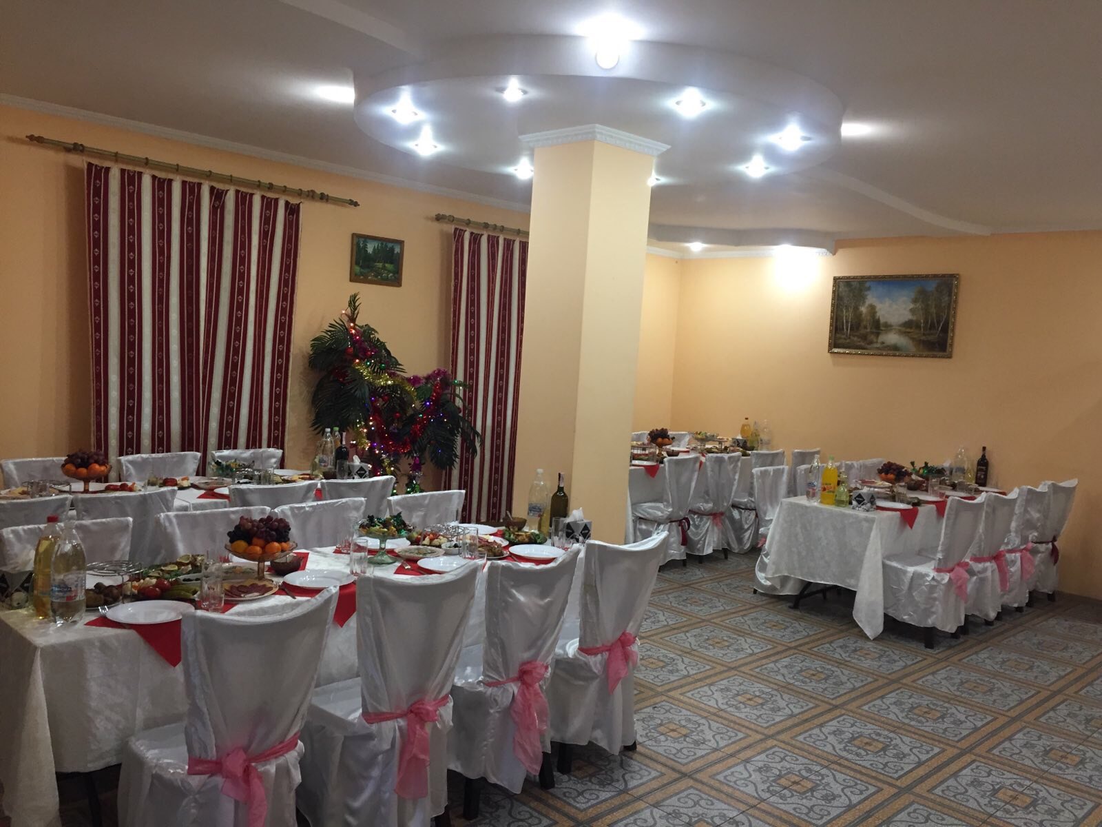 Ресторан "Урарту" image 1