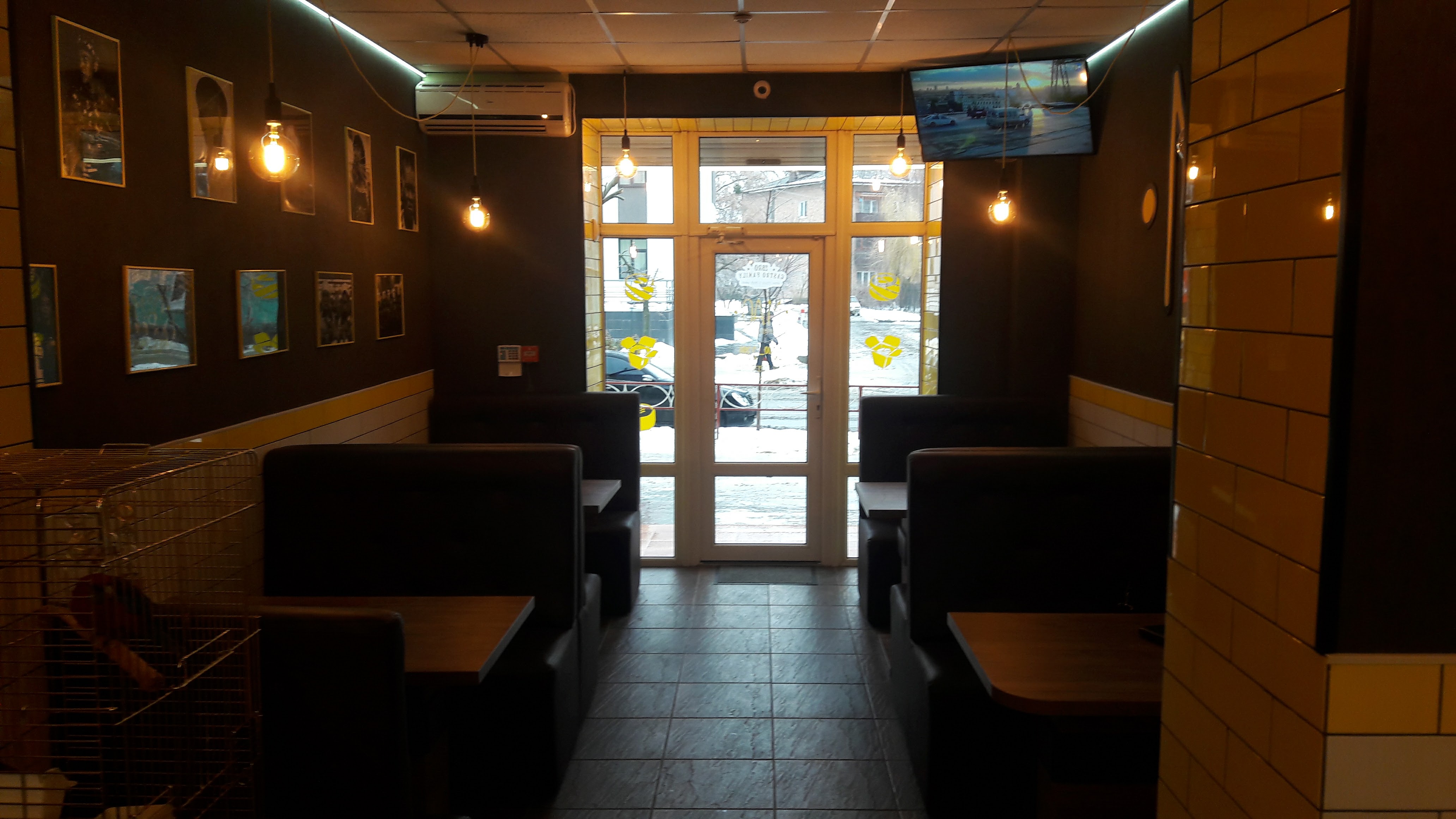 Hastrobar Voki Doki image 6