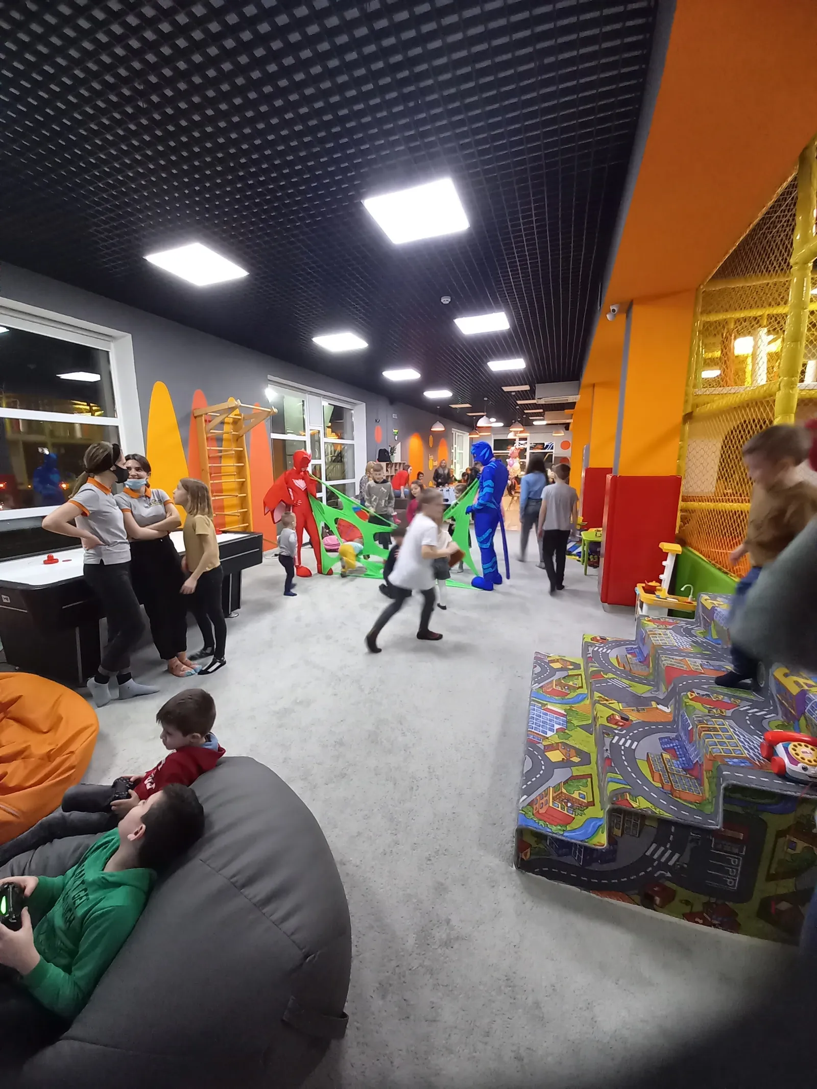 Fenix Club image 6