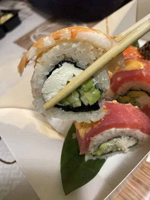 Hirosaki premium sushi image 4