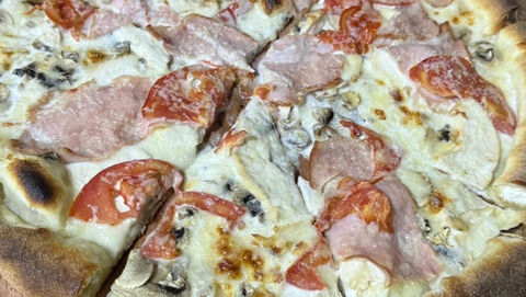 Greenwood cafe&pizzeria image 2