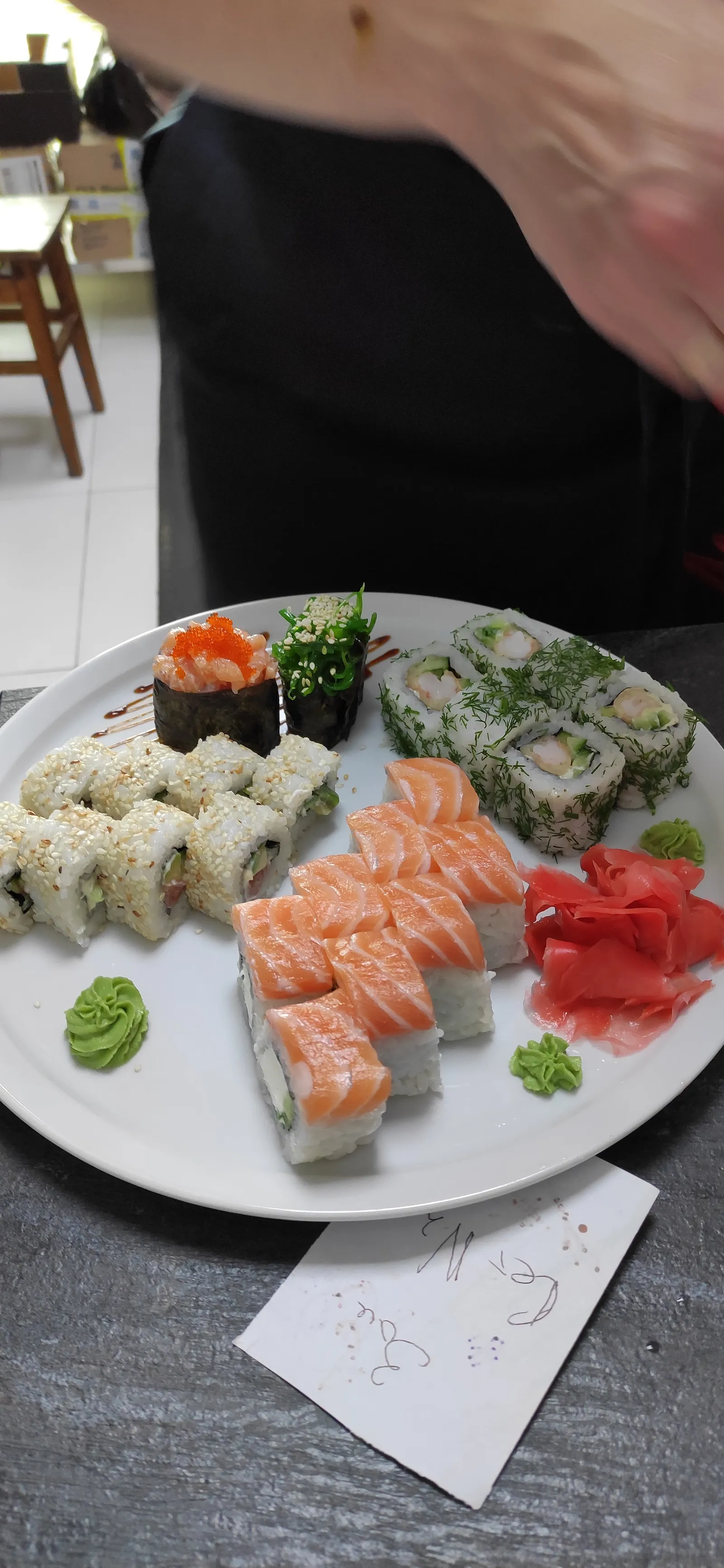 Sushi&Coffee Bar GLUTTON image 10