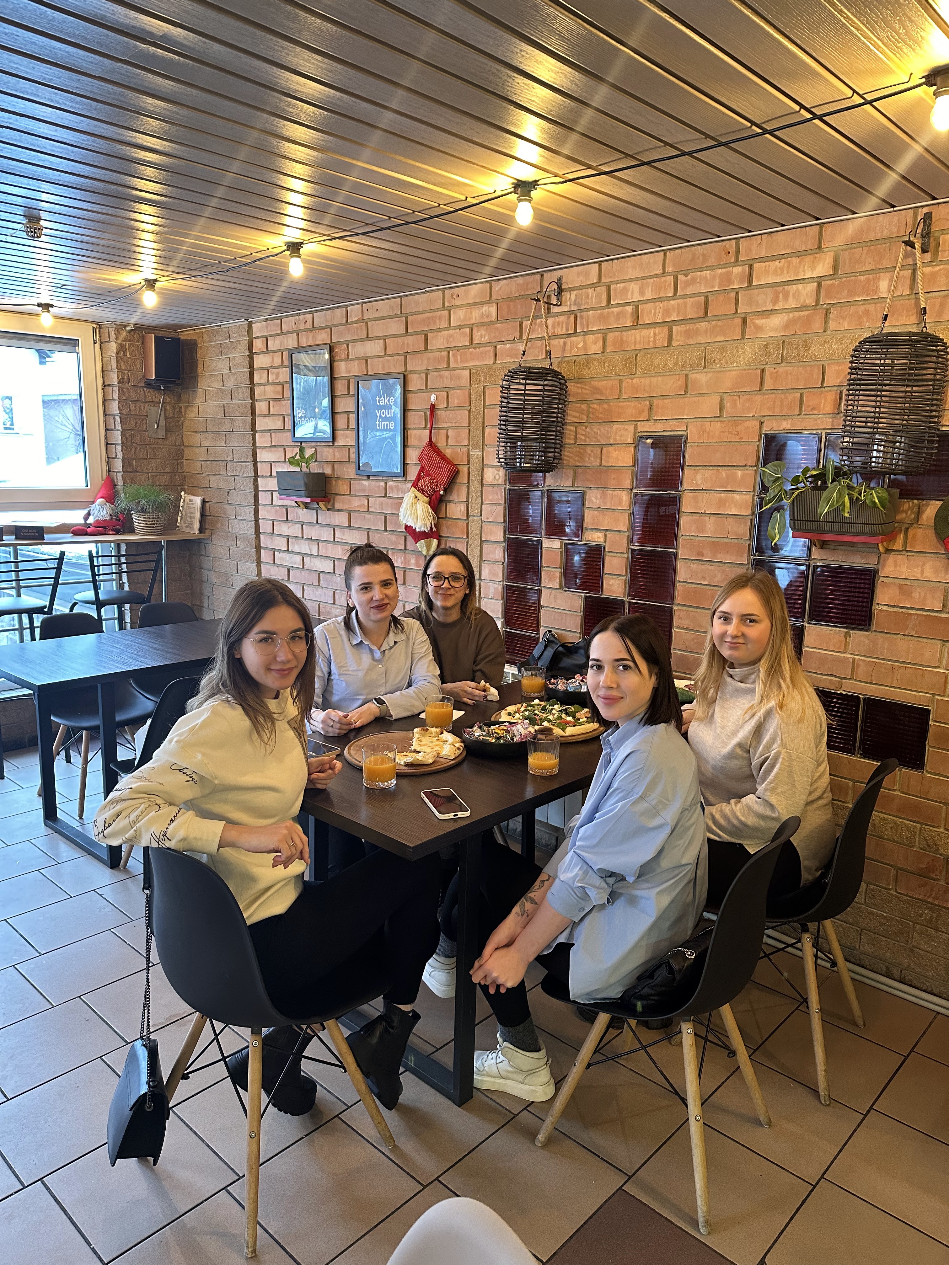 ONE MORE SUSHI&PIZZA Суши-Піца Бар image 1