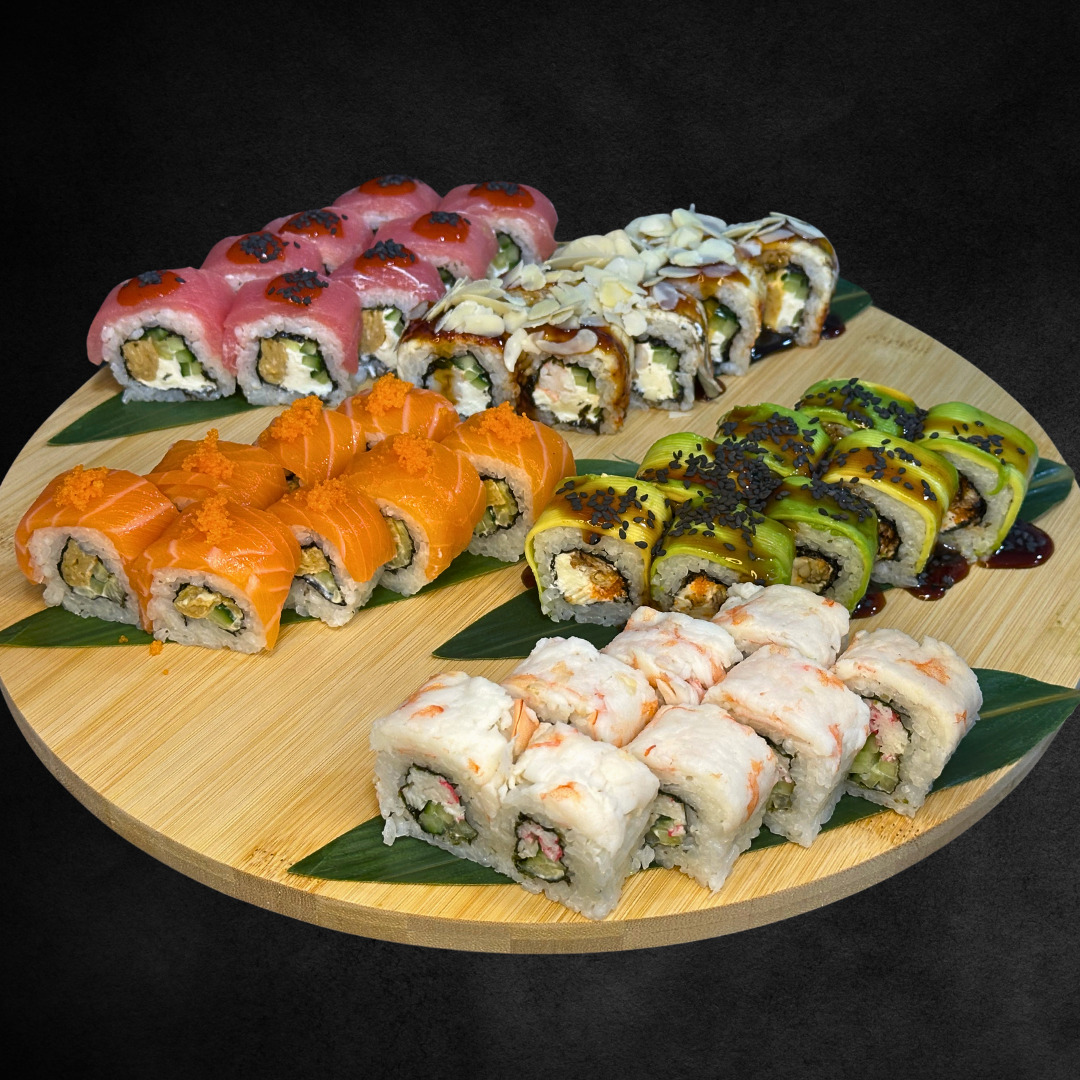 DRAGON Sushi Cafe image 3