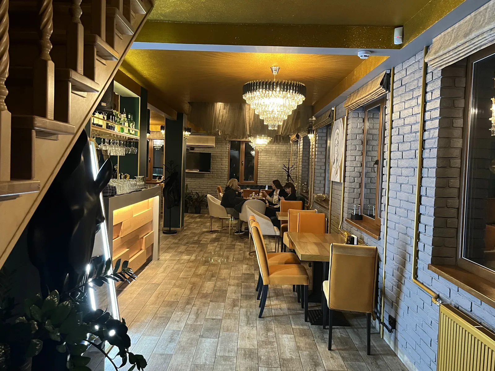 ORO ресторан image 1
